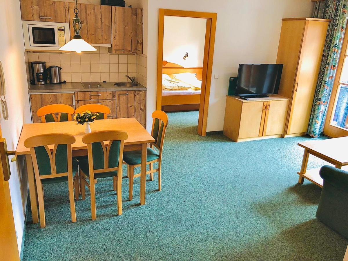 Ferienhaus Hotel Roesslwirt كيرشبرغ ان تيرول المظهر الخارجي الصورة